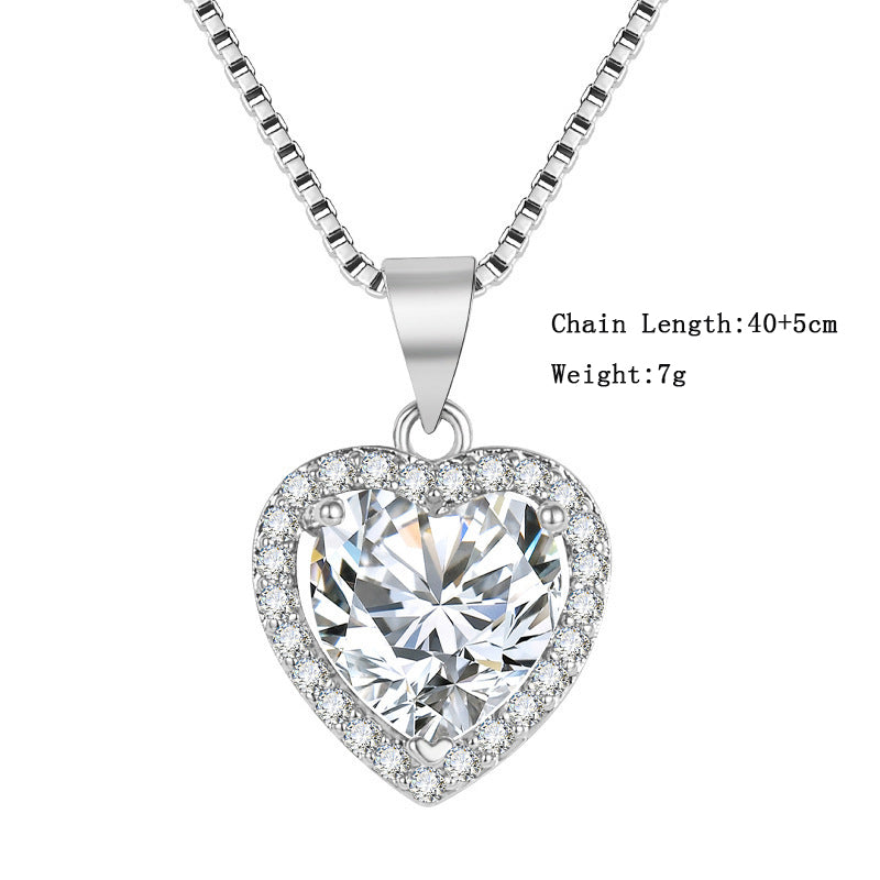 New White Diamond Imitation Moissanite Heart Pendant Necklace