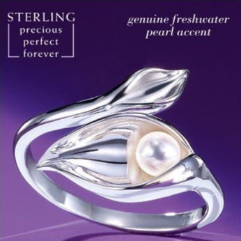 Diamond-Embellished Calla Lily Cross Ring For Women